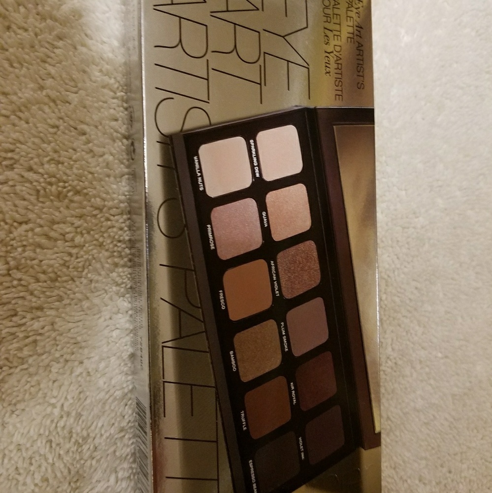 Laura Mercier Eye Art Artists's Palette